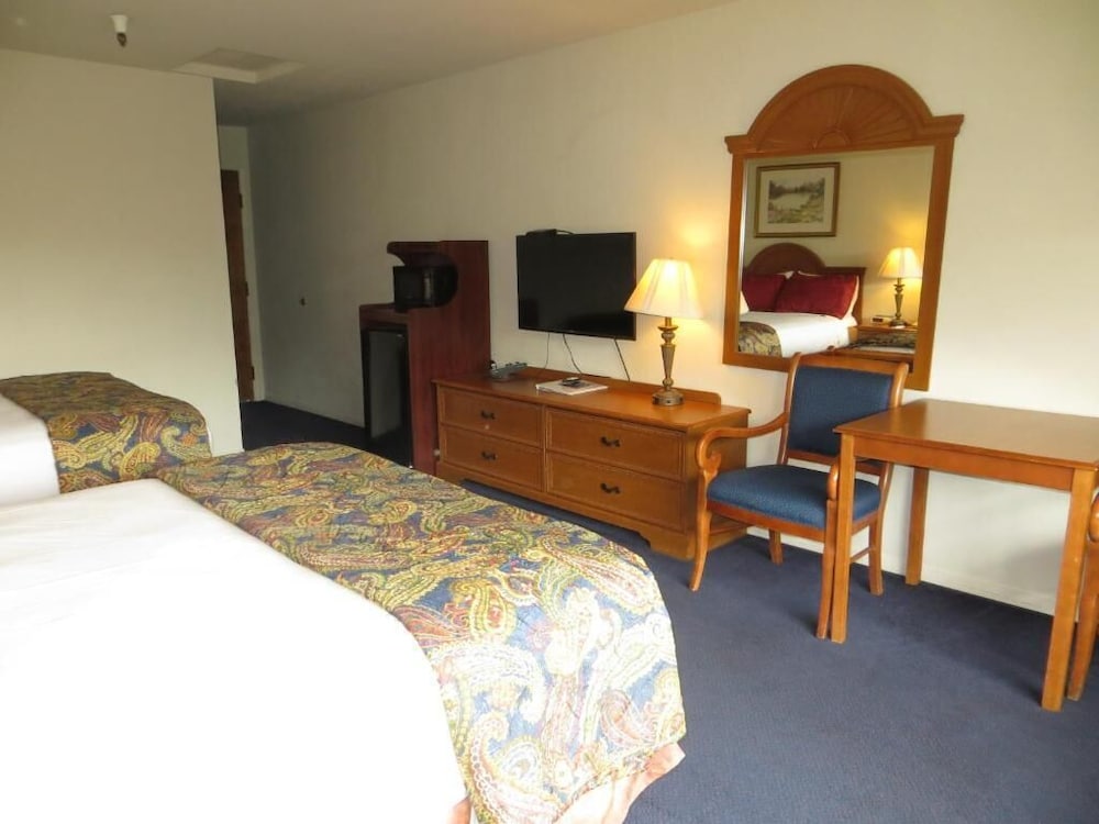 Deluxe Double Room, 2 Double Beds photo 2