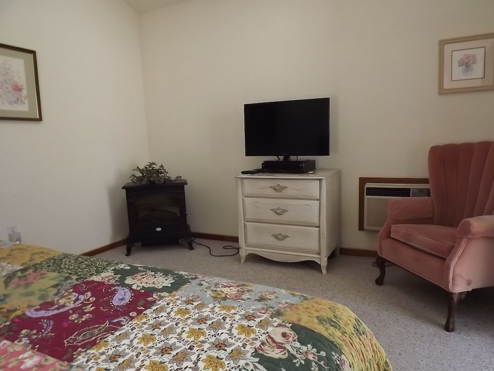 Double Room, Accessible, Ensuite (Aquarius) photo 1