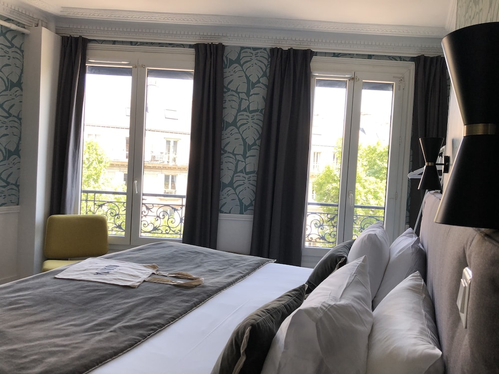 Deluxe Twin Room photo 2