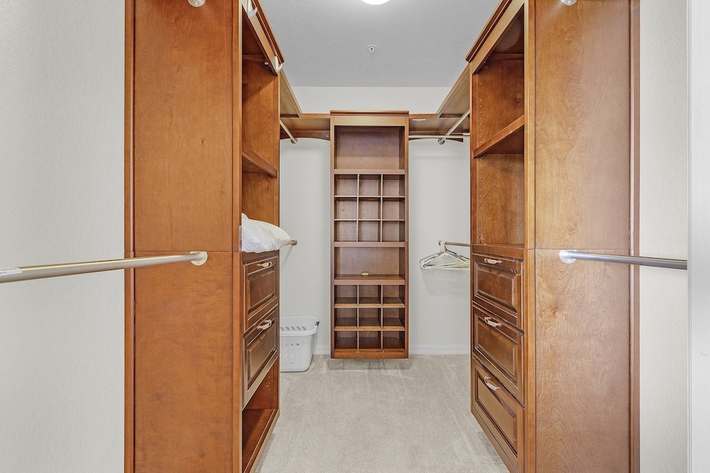 Condo, 3 Bedrooms photo 3