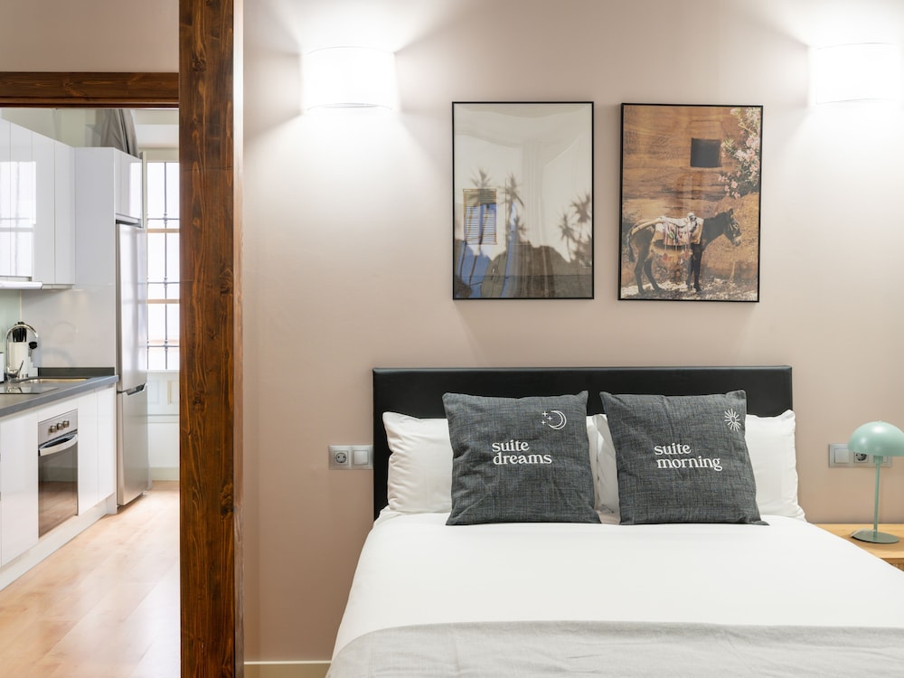 One-Bedroom Apartment (Ground Floor) - Photo 1