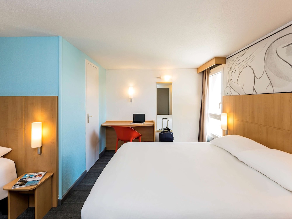Standard Room, Multiple Beds (VIP)