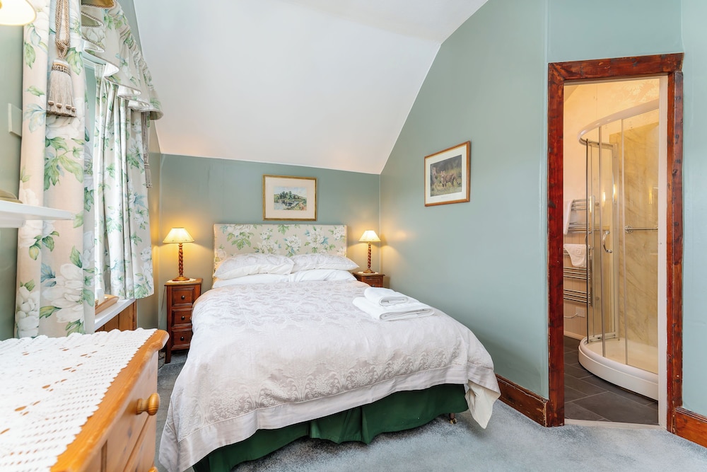 Standard Double Room, Ensuite photo 1