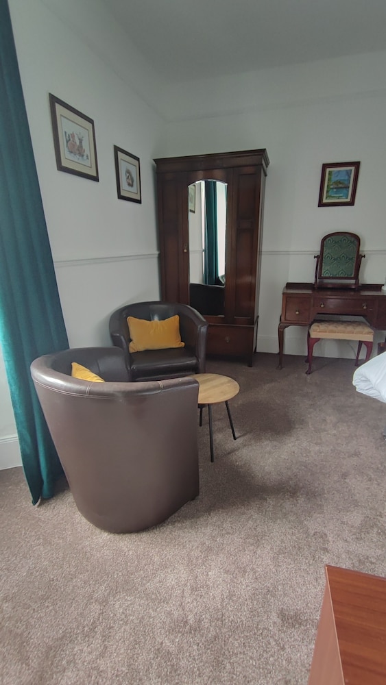 Superior Double Or Twin Room, Ensuite photo 2