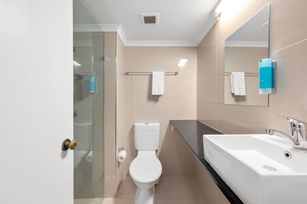 Standard Double Room - Photo 4