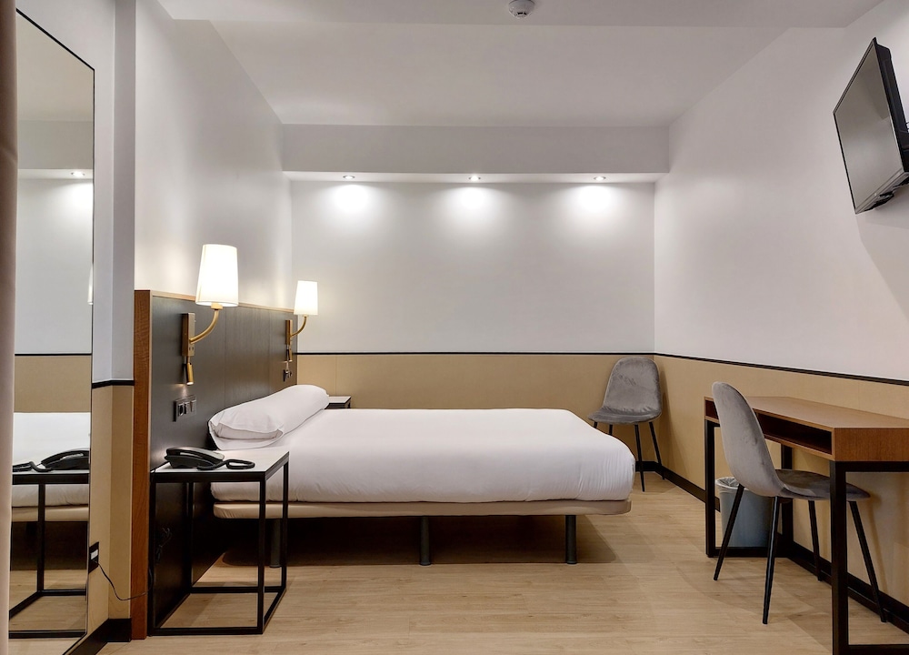 Superior Room - Photo 1