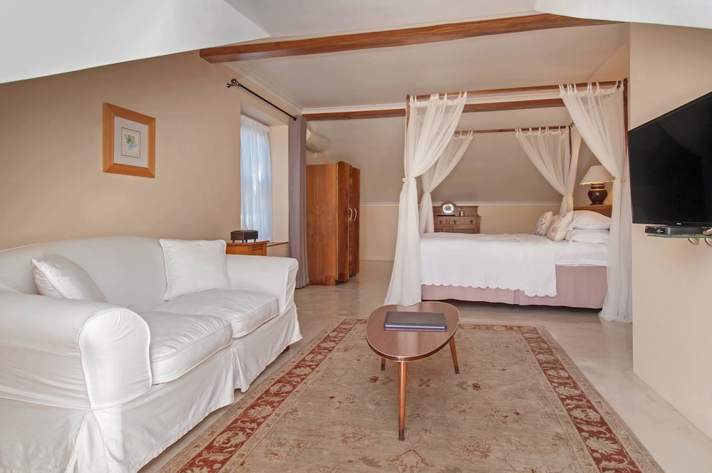 Luxury Room - Photo 14