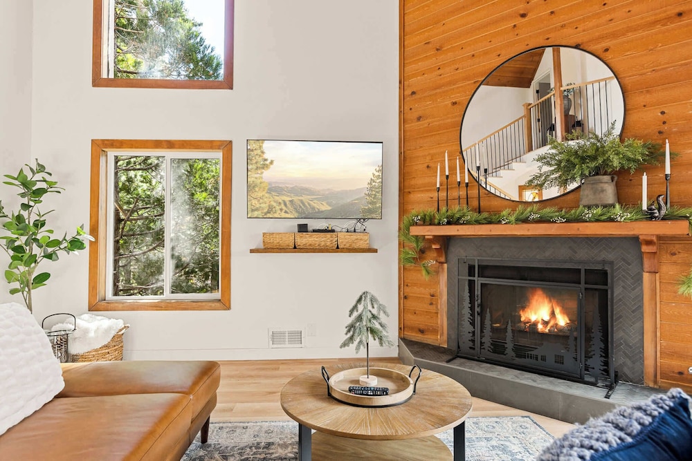 House, Multiple Beds, Balcony, Mountain View (The Fancy Fox)