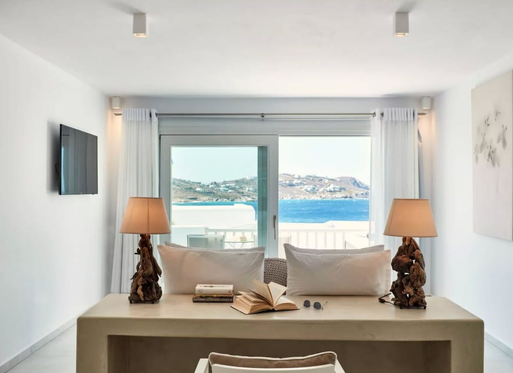 Suite, Jetted Tub (Outdoor) photo 1