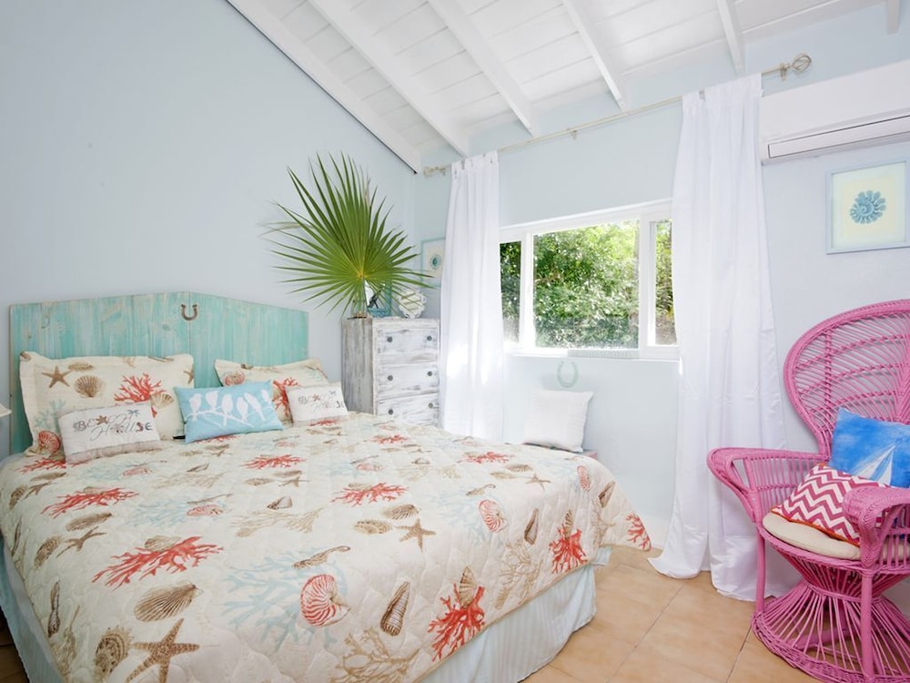Villa photo 1