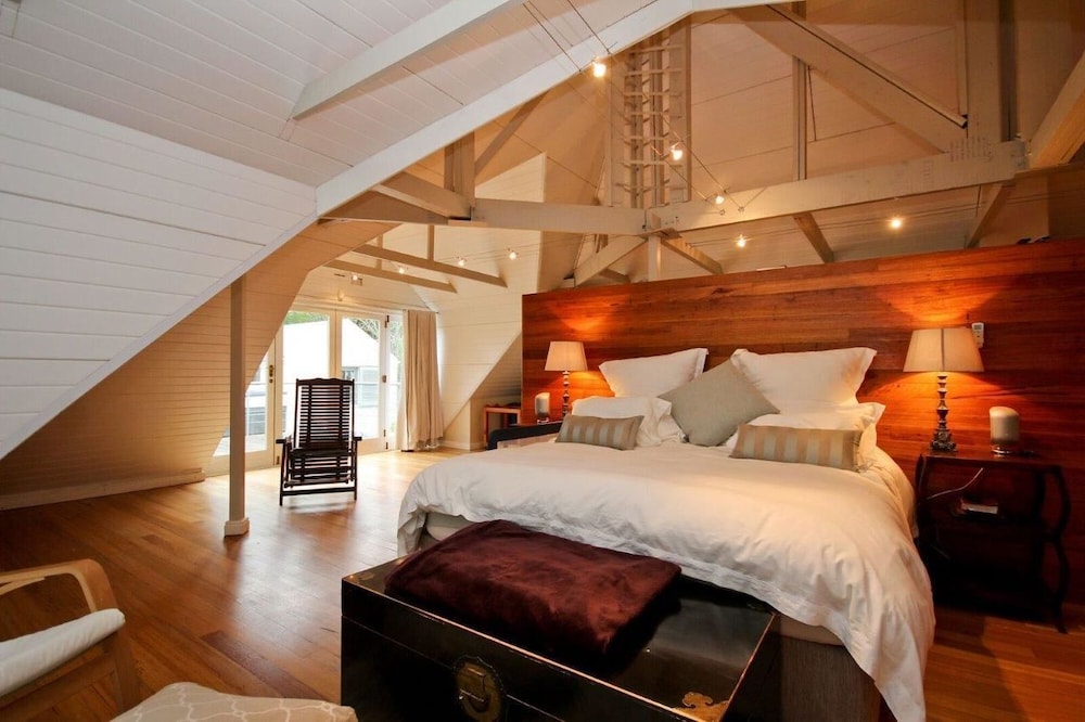 Deluxe King Rooms