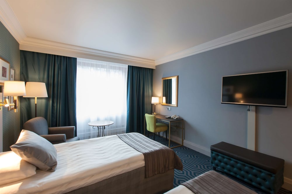 Double or Twin Room - Photo 6