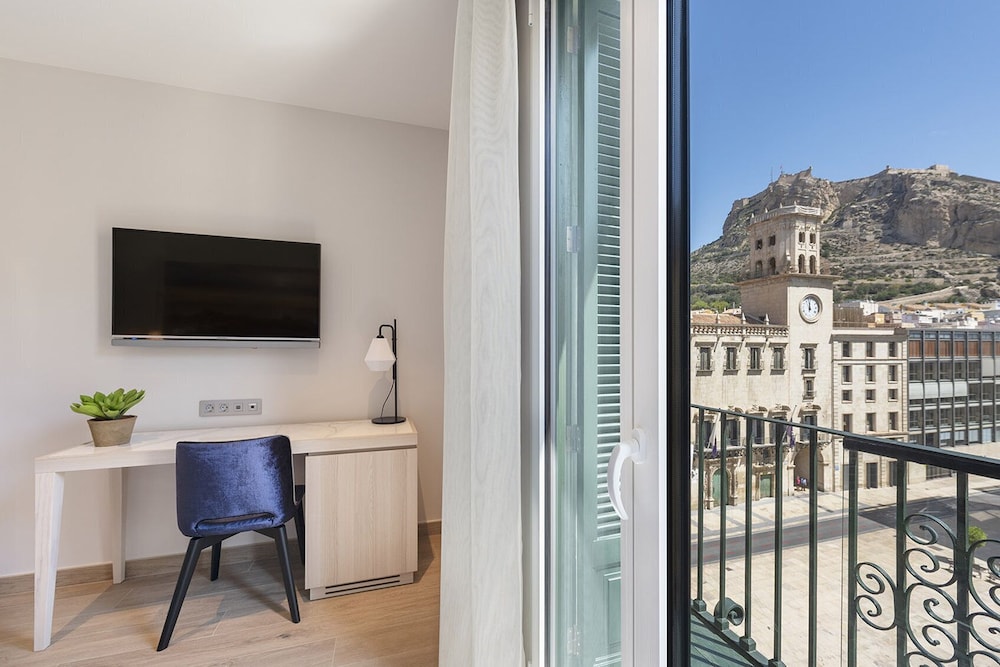 Double Room Single Use, Balcony, City View
