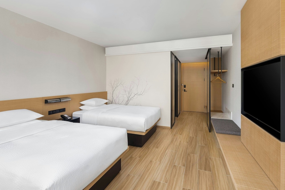 Standard Room, 2 Double Beds