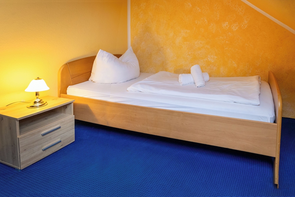 Basic Single Room