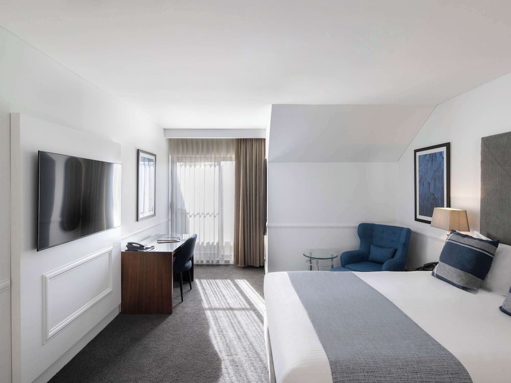 Superior Room, 1 Queen Bed - Photo 2