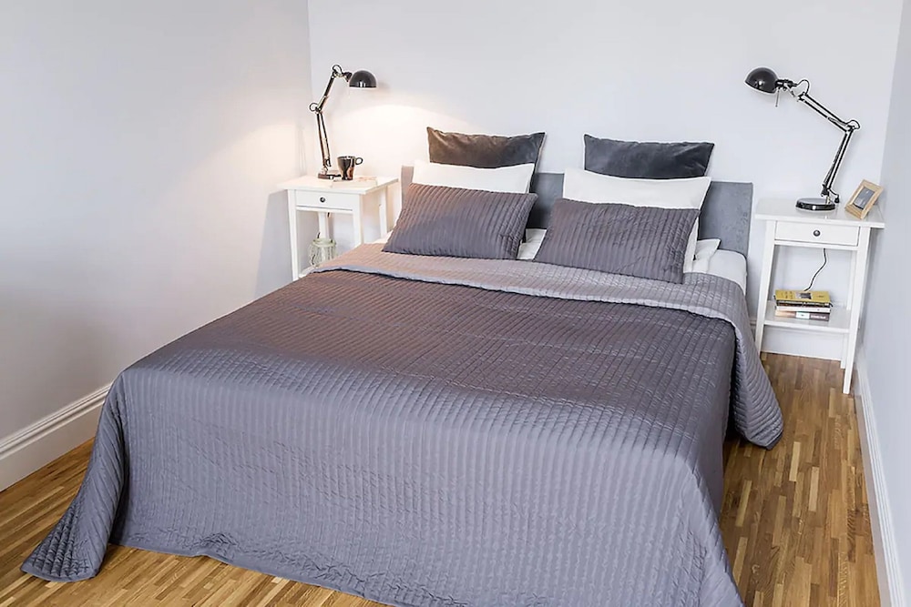 Design Apartment, 1 Bedroom, Kitchenette, City View photo 3