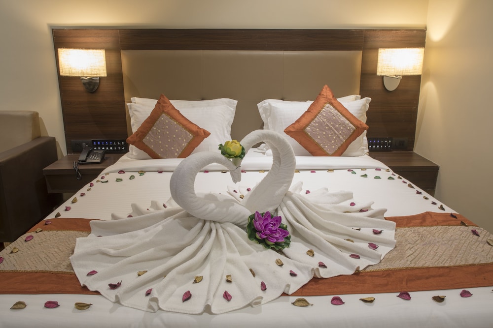 Deluxe Double Room, 1 Double Bed, Non Smoking - Photo 3