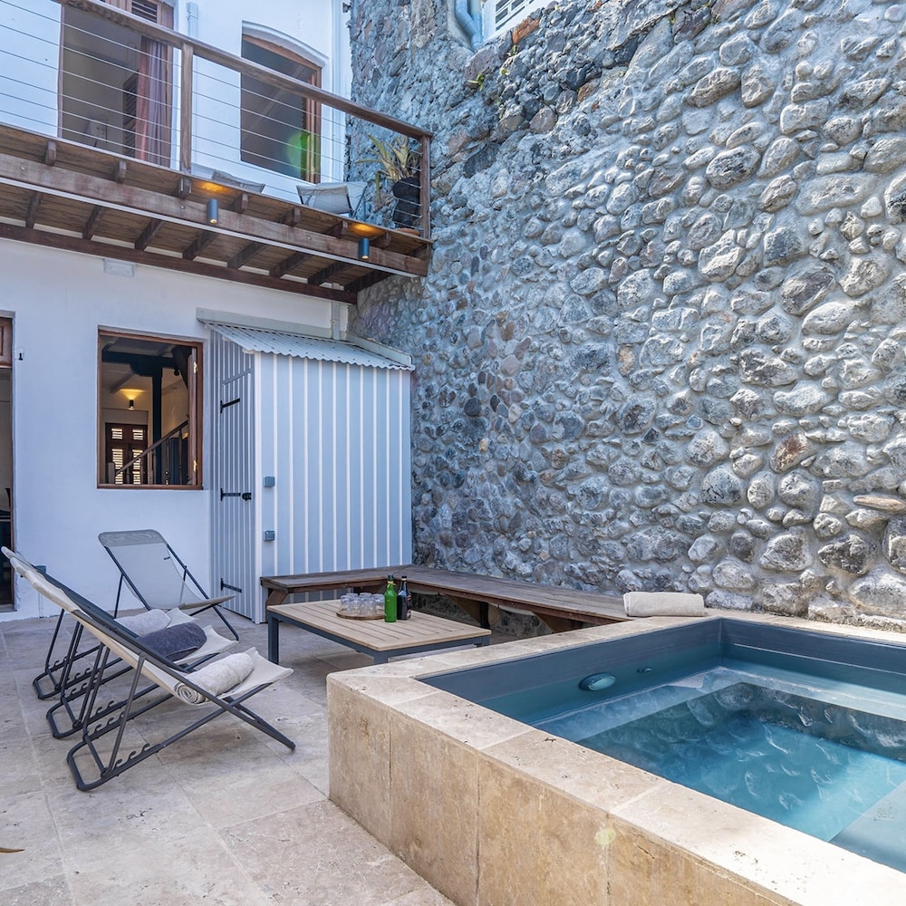 Villa photo 2
