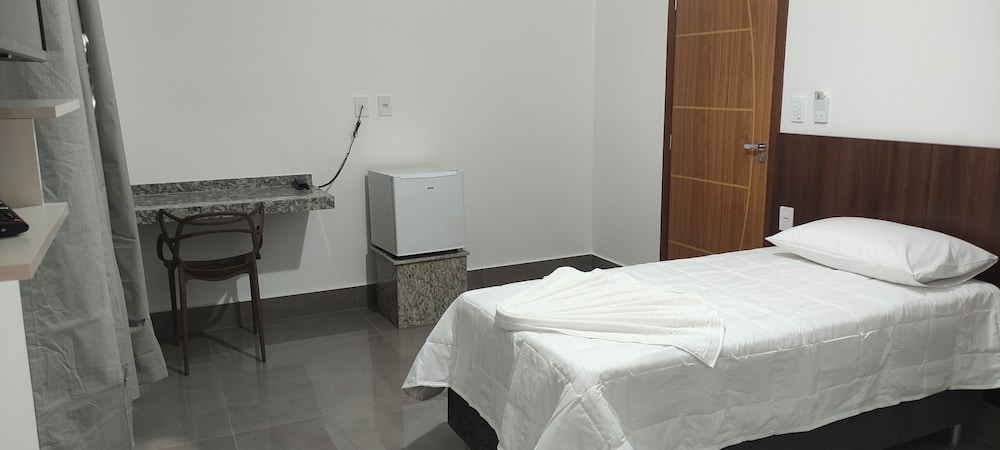 Deluxe Room - Photo 5