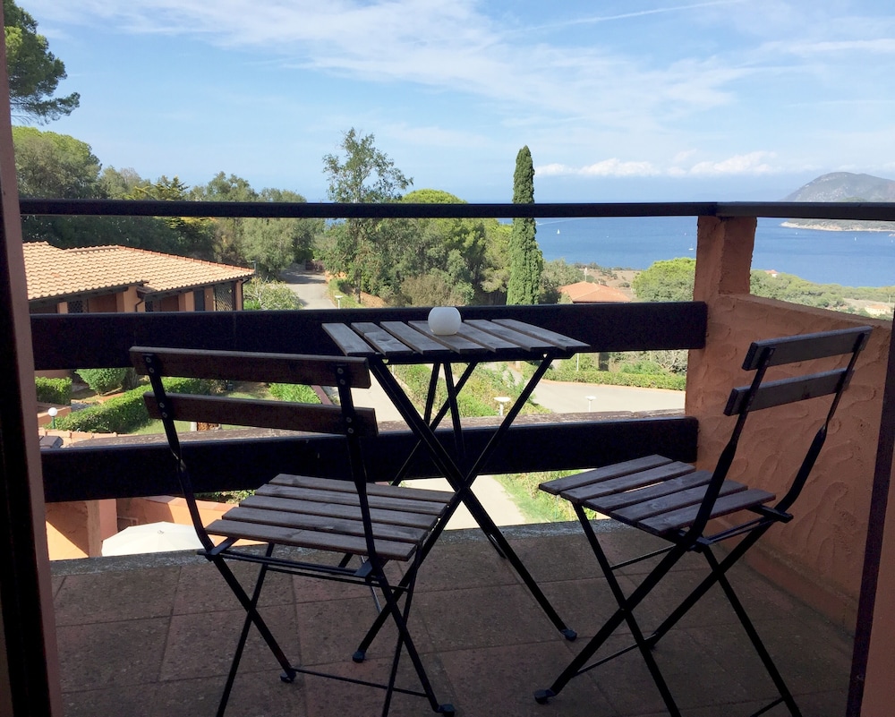 Double or Twin Room, Sea View photo 2