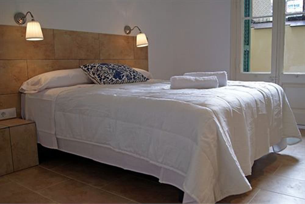 Triple Room with Extra bed photo 2