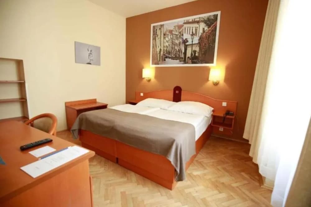 Economy Double or Twin Room