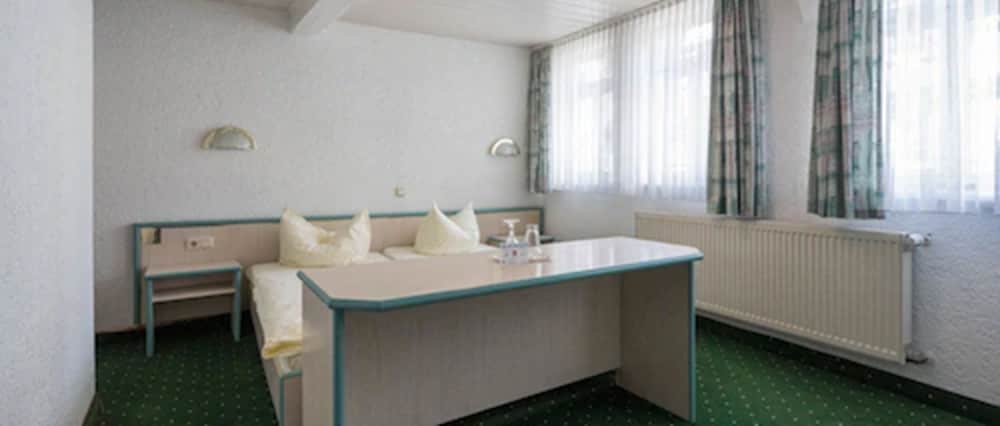 Triple Room photo 3