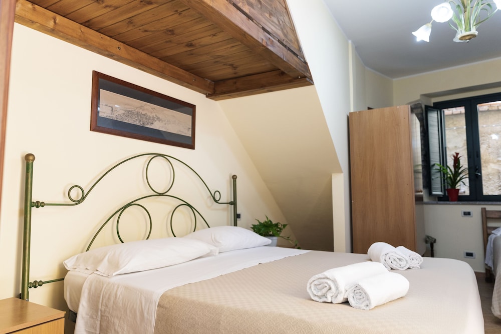 Appartamento vista cortile con bagno privato