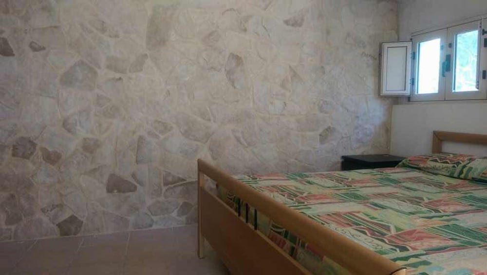 Basic Double Room photo 1