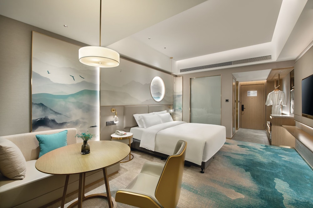 Superior Room, 1 King Bed - Photo 2