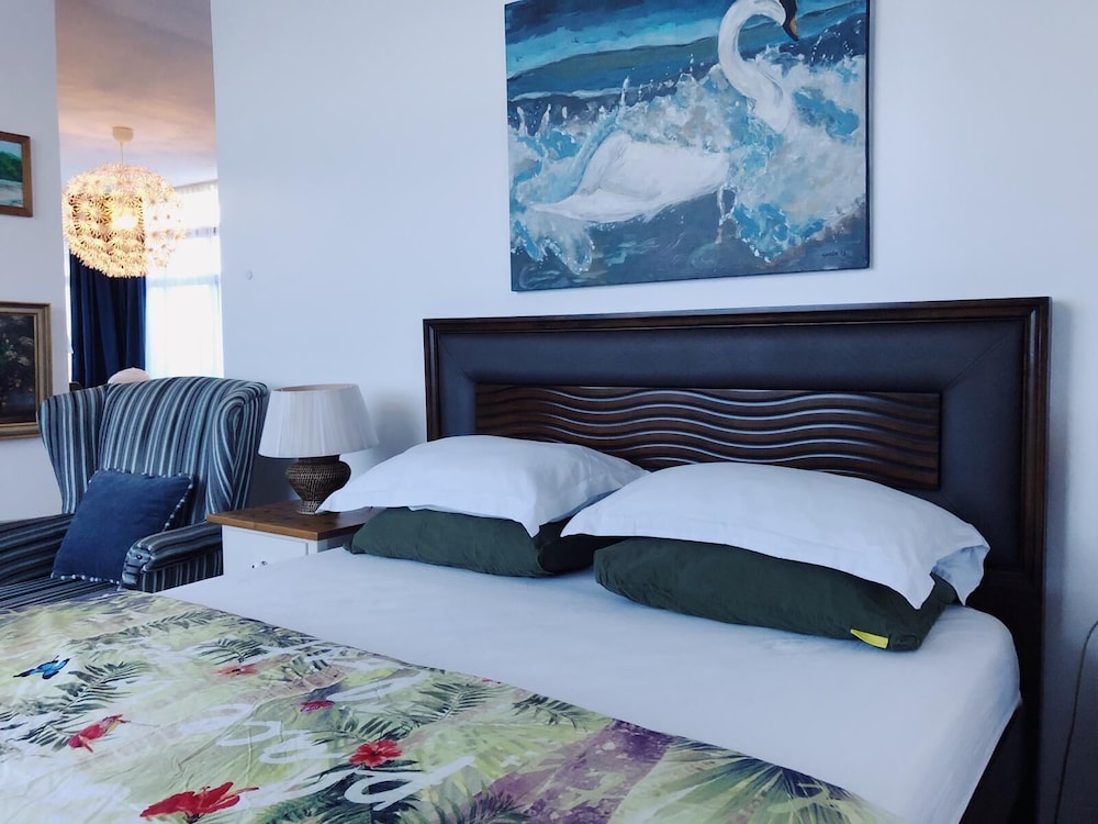 Exclusive Studio Suite, City View photo 2