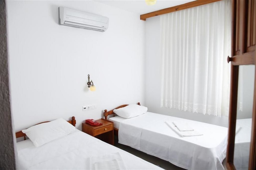 Standard Double Room Single Use photo 1