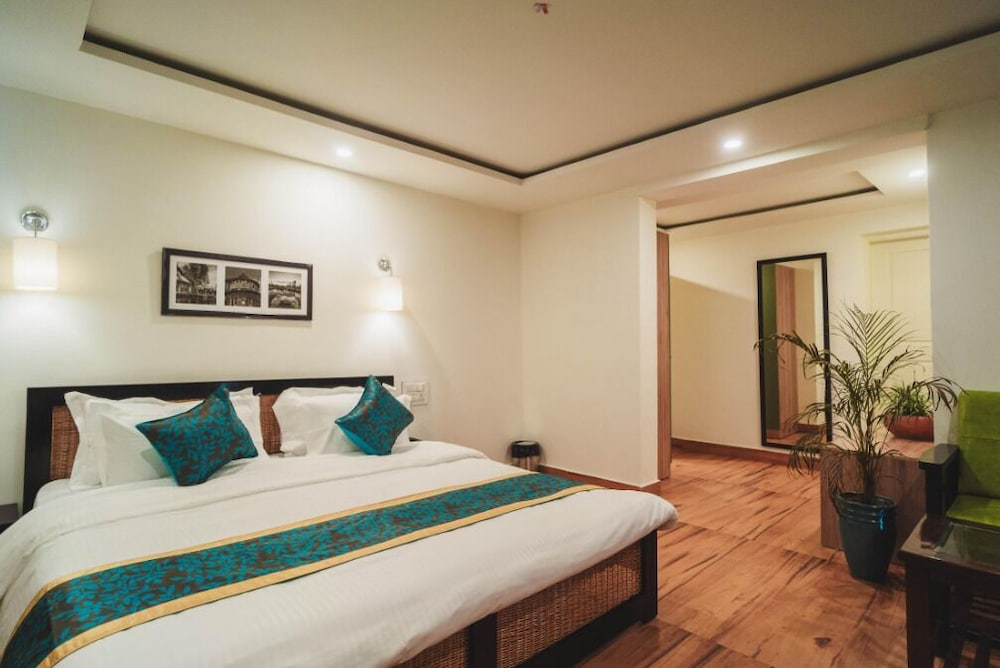 Superior Room, Garden View