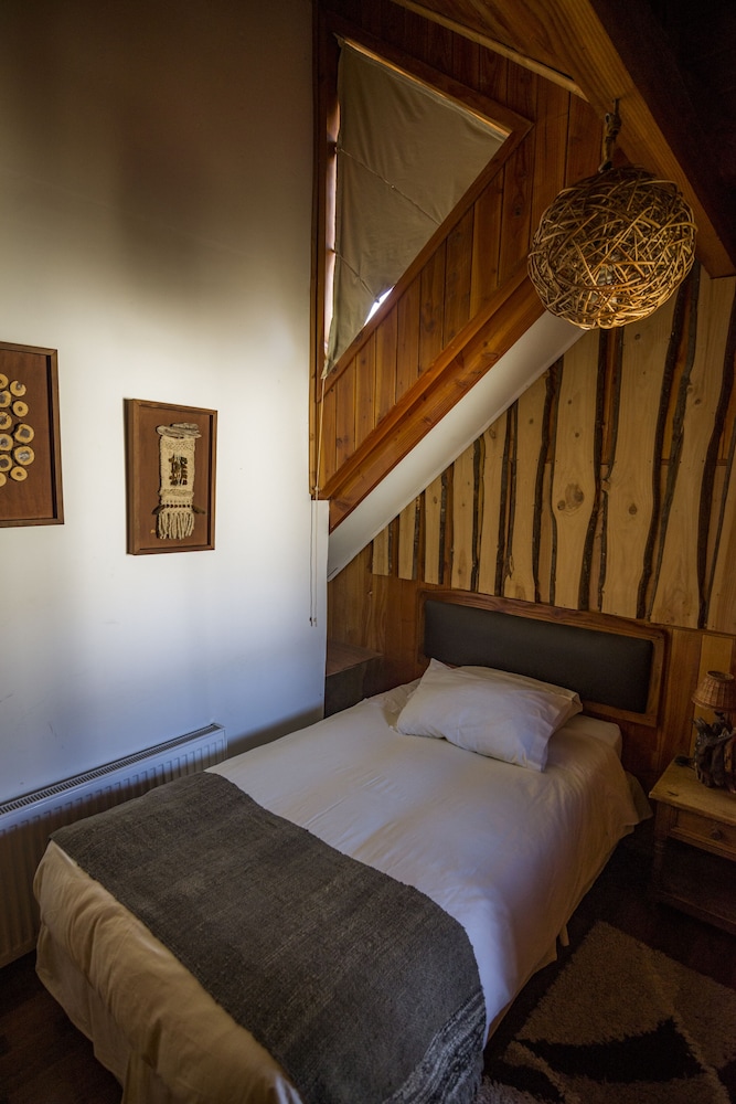 Standard Single Room, 1 Twin Bed, Private Bathroom photo 2