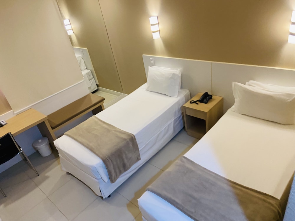 Economy Twin Room photo 1