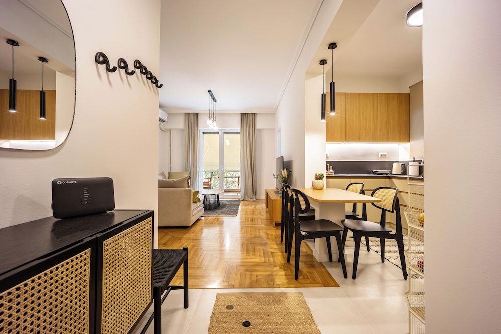 Comfort Apartment, Balcony, Courtyard View