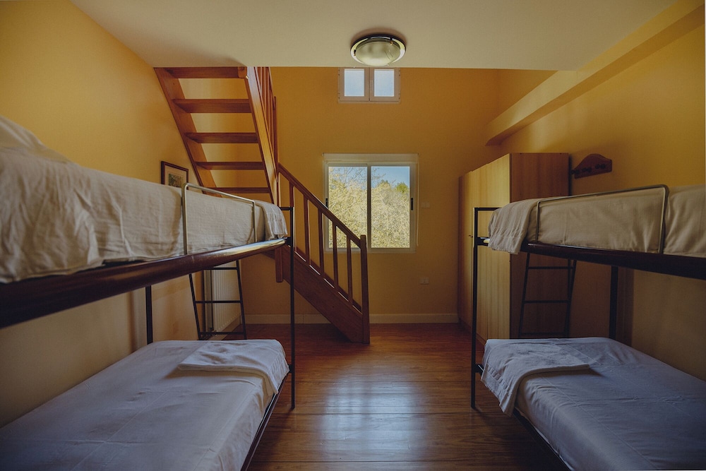 Dormitorio compartido para 6 personas