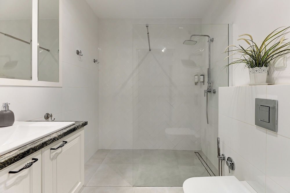 Superior Apartment - Photo 18