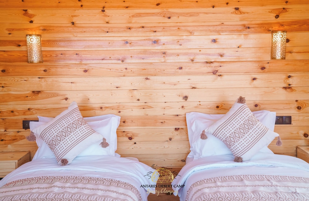 Deluxe Double or Twin Room, Desert View