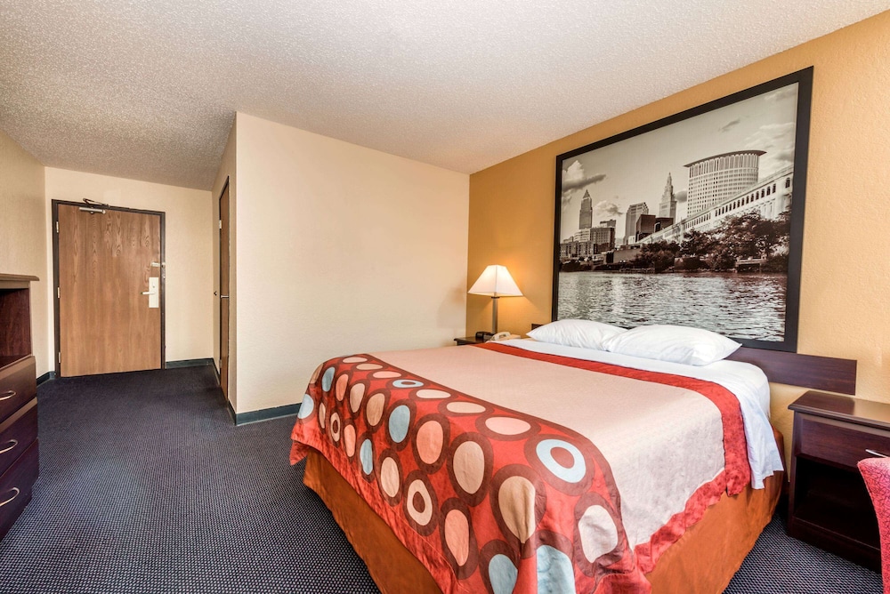 Standard Room, 1 Queen Bed - Photo 1