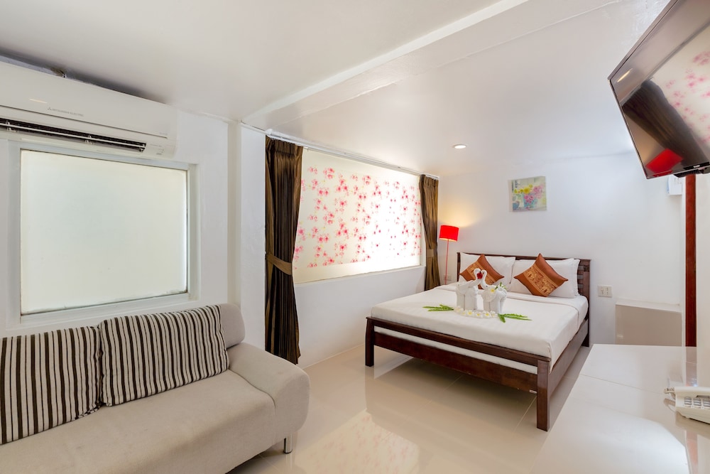 Superior Room (No View) - Photo 5