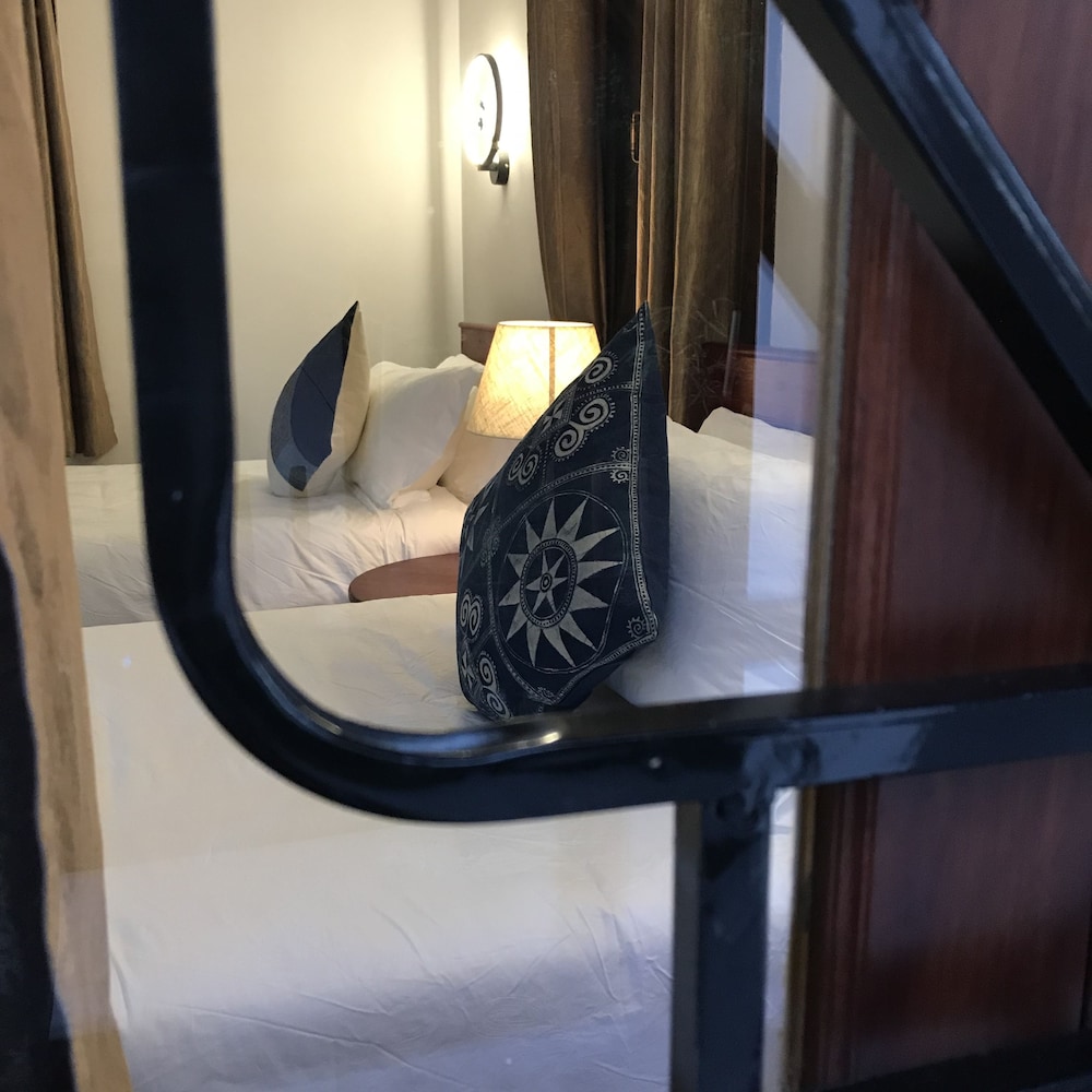 Deluxe Twin Room - Photo 38