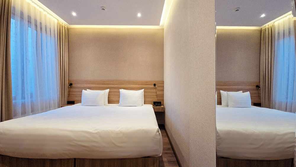 Deluxe Single Room, Courtyard View photo 1
