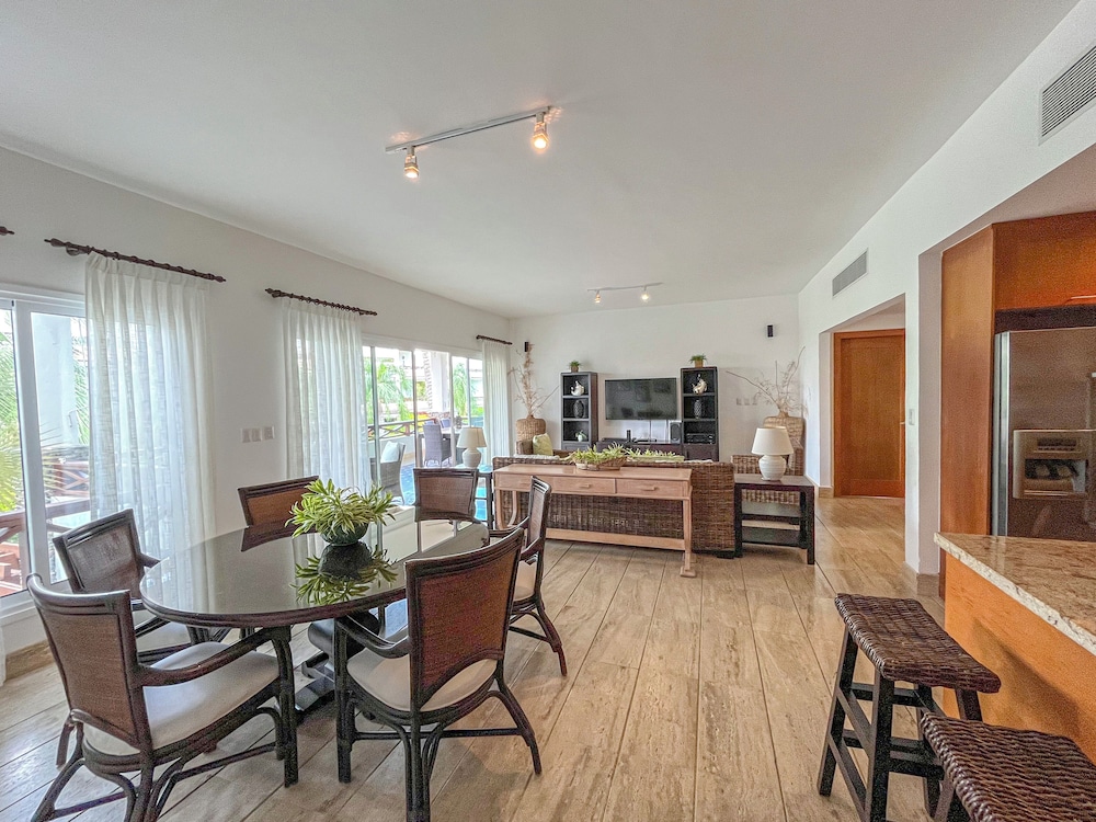 Deluxe Apartment, 2 Bedrooms, Balcony - Photo 1