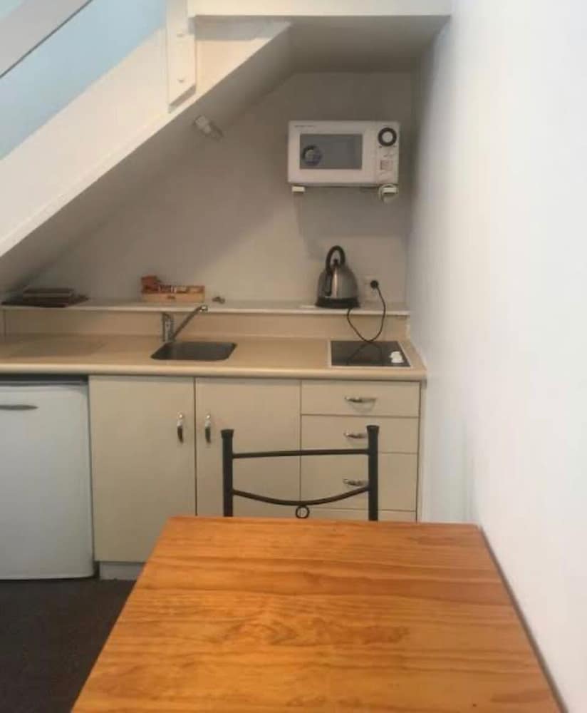 Standard Apartment, 2 Bedroom with Spa Bath - Photo 6