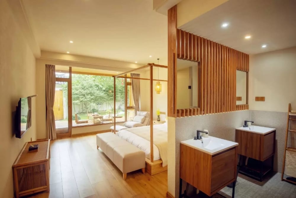 Superior Double Room photo 2