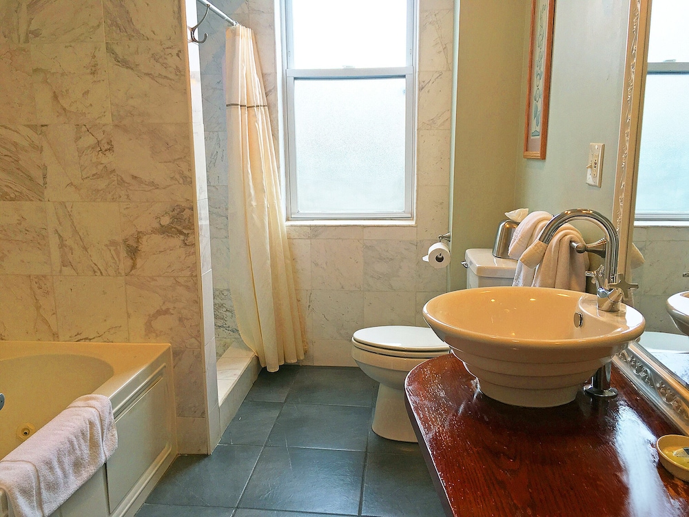 Large Extended Suite 503 (1bdrm apt) - Photo 14