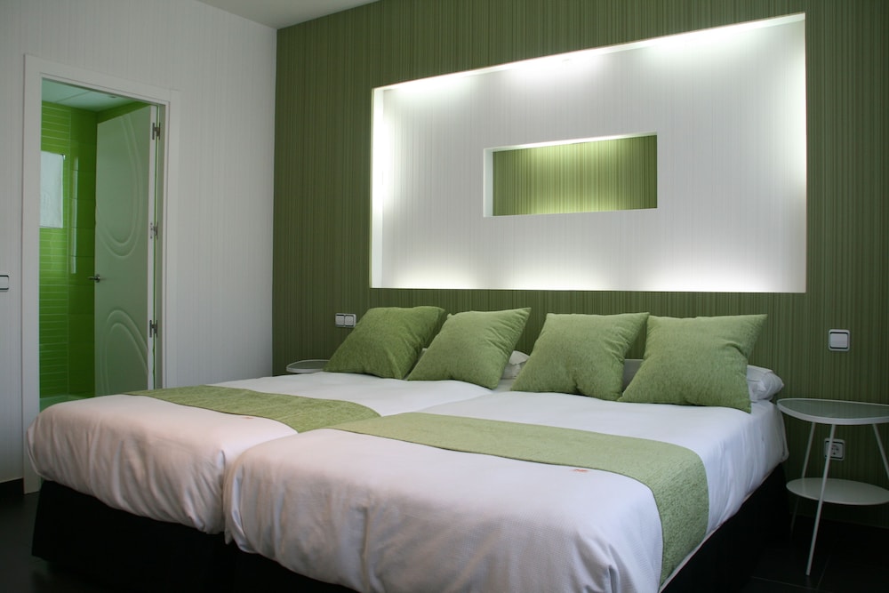 Deluxe Double Room - Photo 3