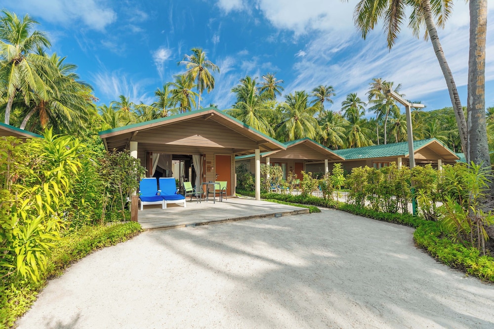 Jacuzzi Beach Villa - Photo 9
